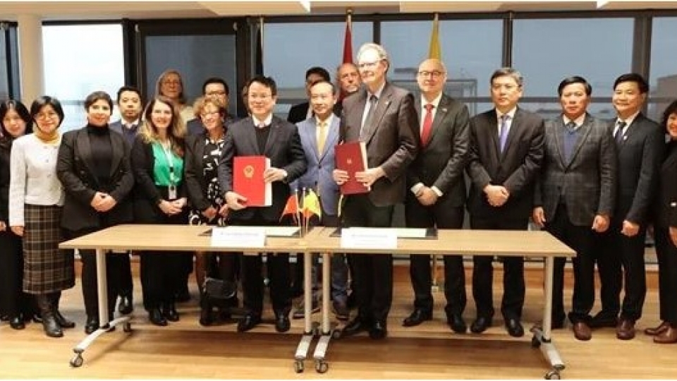 Vietnam, Belgium’s Wallonia-Brussels sign cooperation document for new period